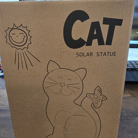 Other - Solar Cat Statue - Gray
